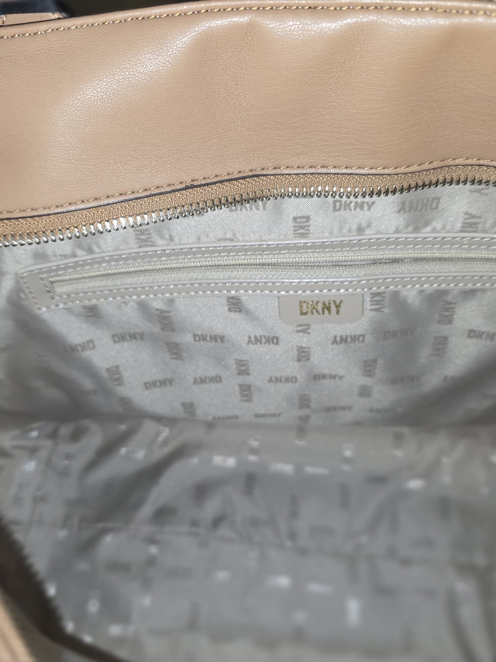 DKNY Logo Tote Bag with Front Pocket - Picture 5 of 12